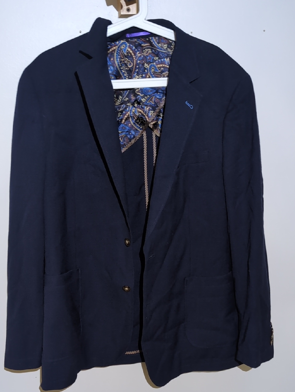 Men's Navy Sport Coat with Paisley Lining